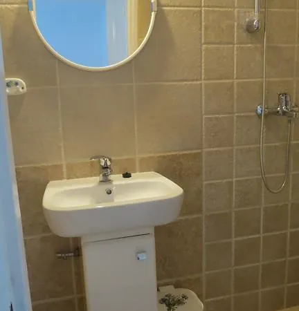 Apartment Agi
